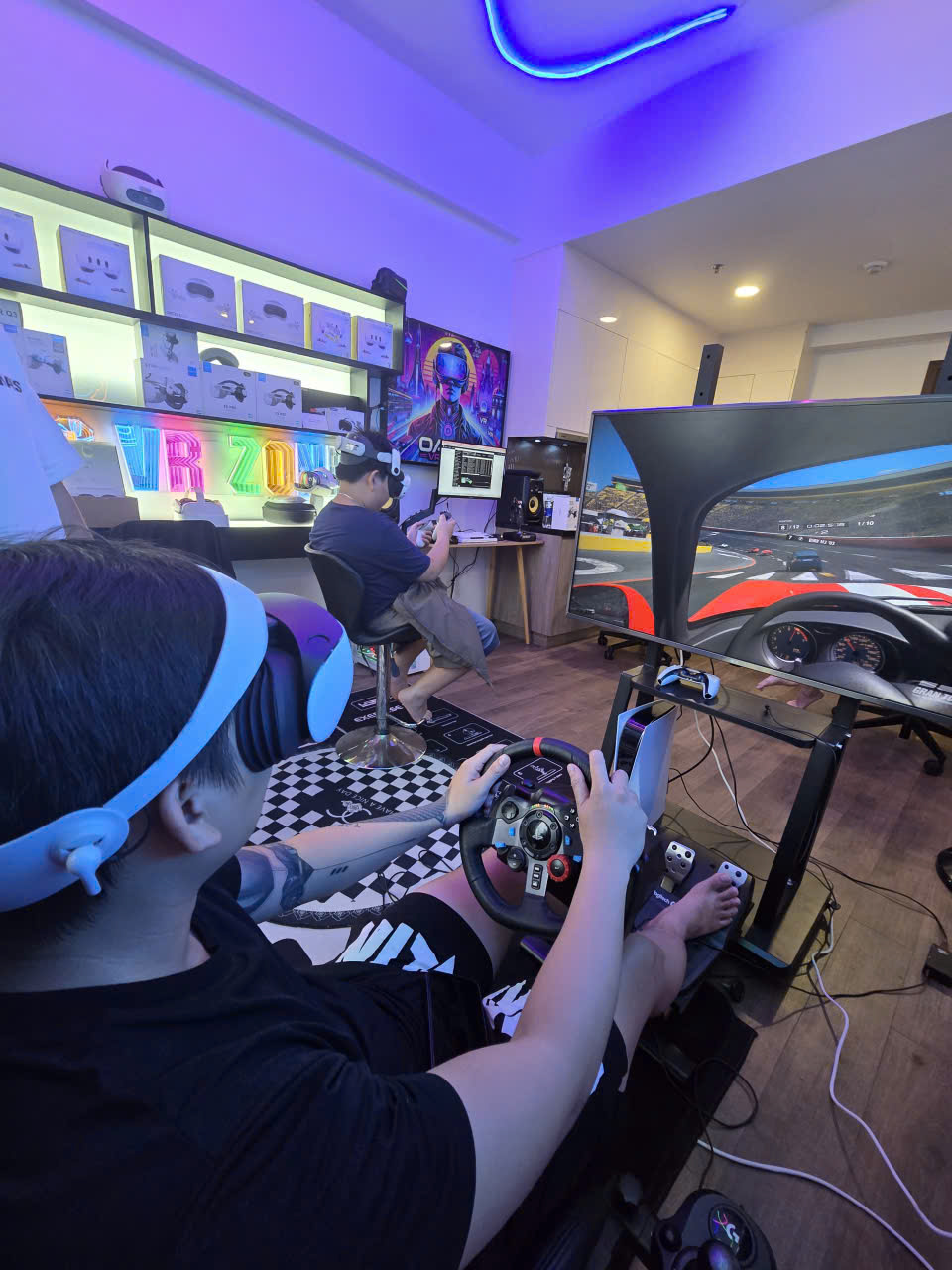 Showroom OASIS VR ZONE